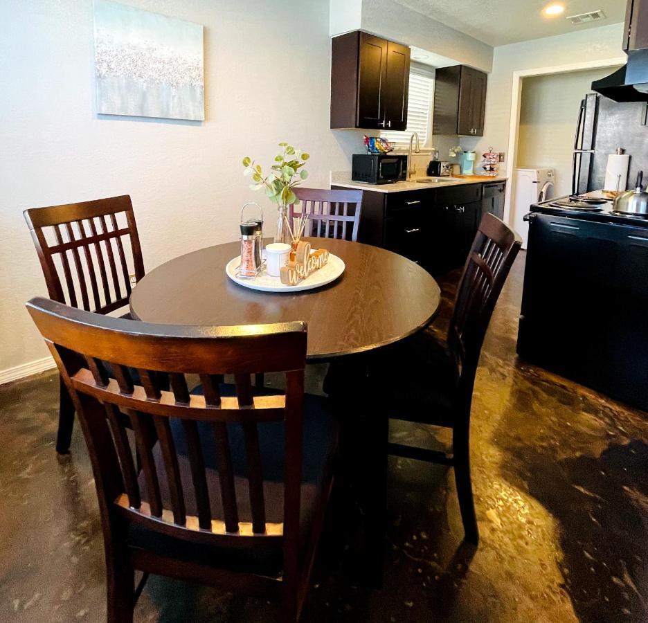 Evie'S Campus-Close 2 Bedroom Luxury Oklahoma City Kültér fotó